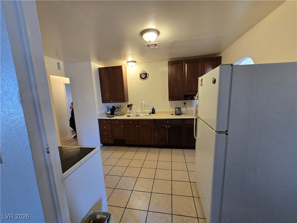 Photo 5 of 1909 Leona Street