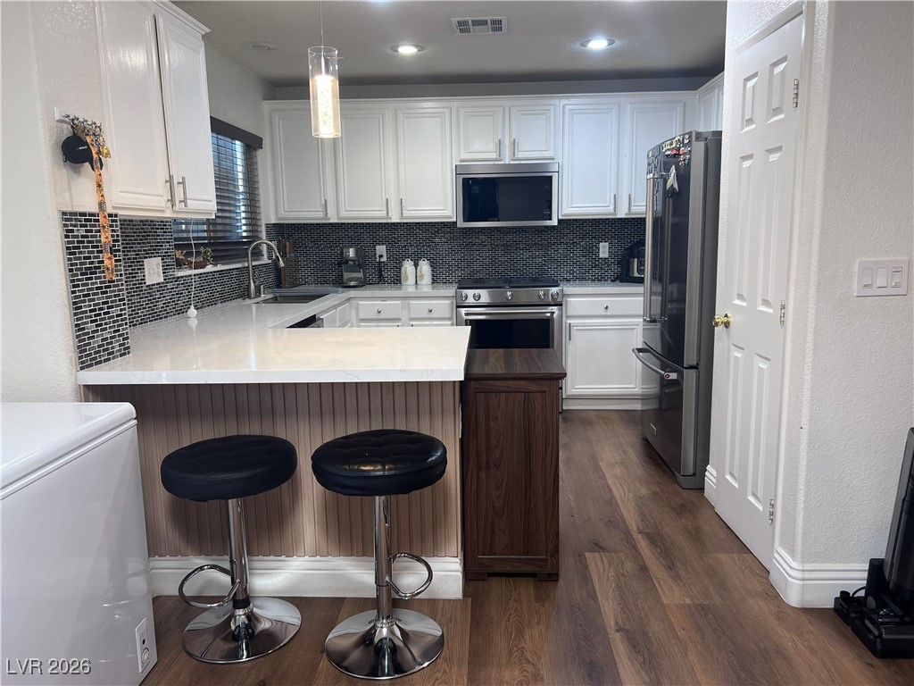 Photo 7 of 27, 6370 W Haleh Avenue