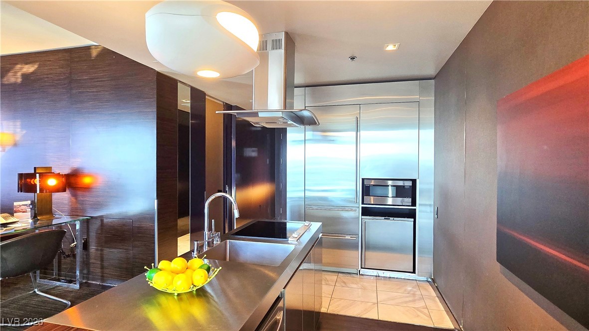 Photo 3 of 4381 W Flamingo Road #3621