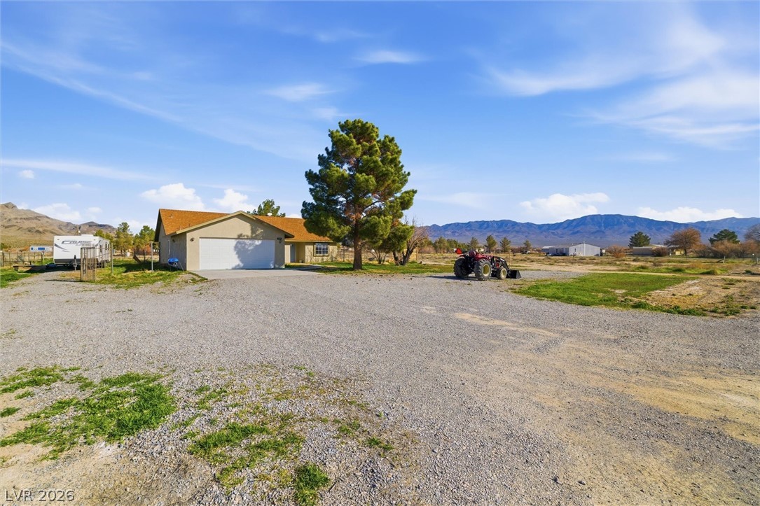 Photo 2 of 2780 W Simkins Road