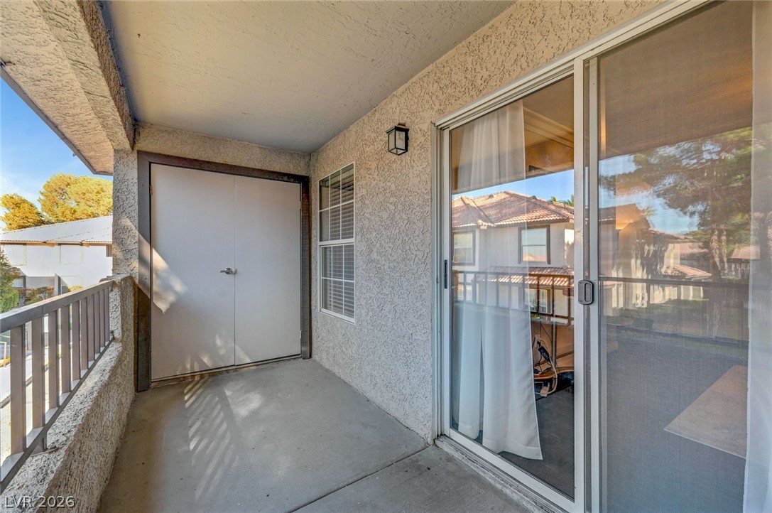 Photo 35 of 52, 2606 S Durango Drive #241