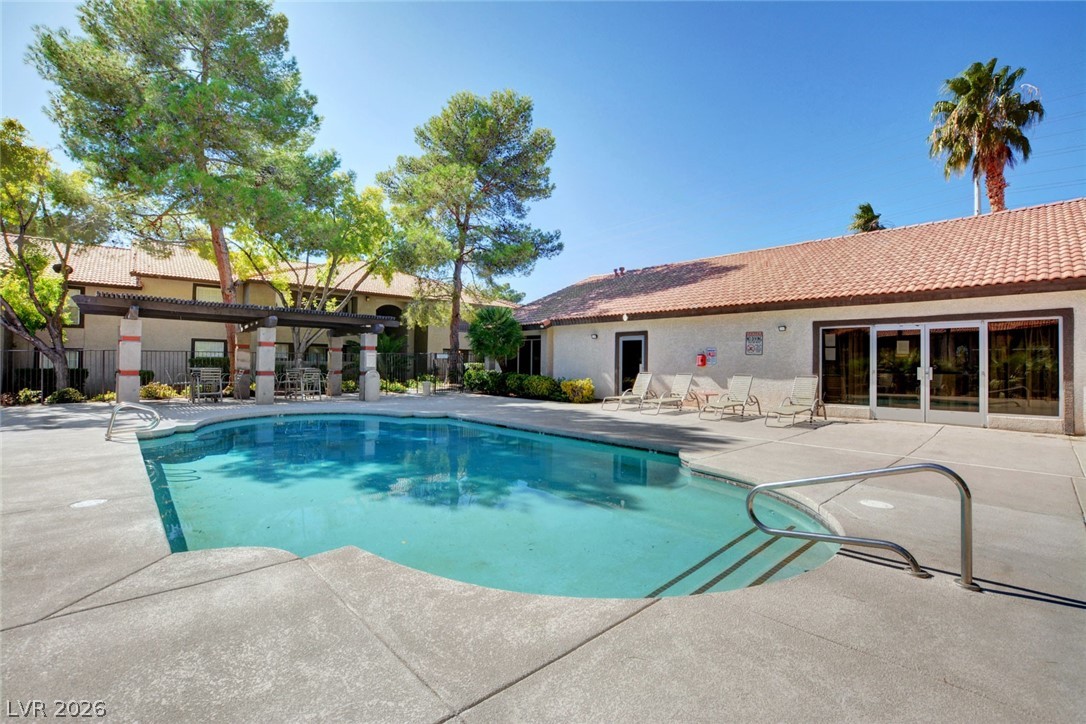 Photo 46 of 52, 2606 S Durango Drive #241