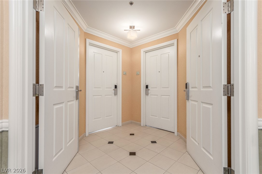 Photo 2 of 125 E Harmon Avenue #2116