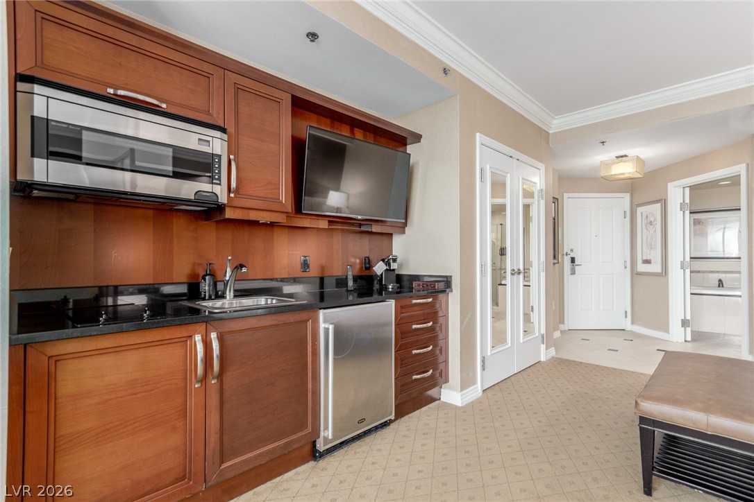 Photo 12 of 28, 125 E Harmon Avenue #2116