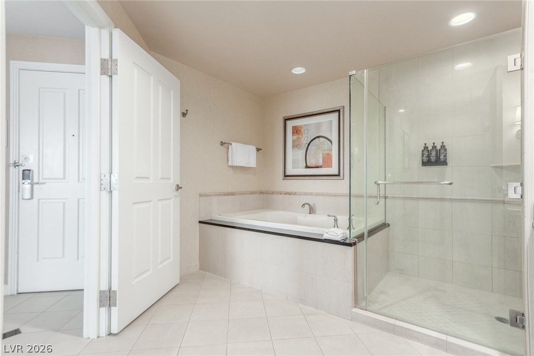 Photo 20 of 28, 125 E Harmon Avenue #2116