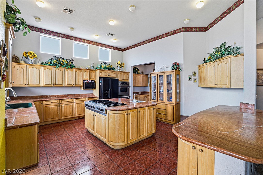 Photo 20 of 94, 3215 Cliff Sieler Court