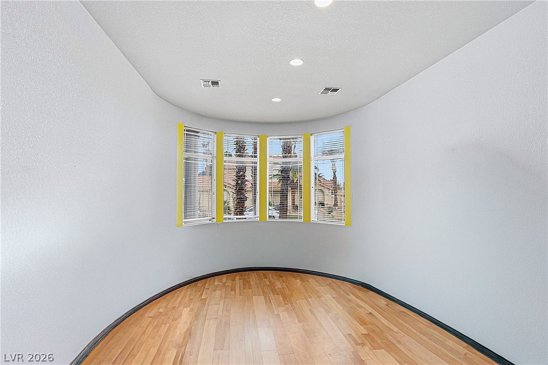 Photo 35 of 94, 3215 Cliff Sieler Court