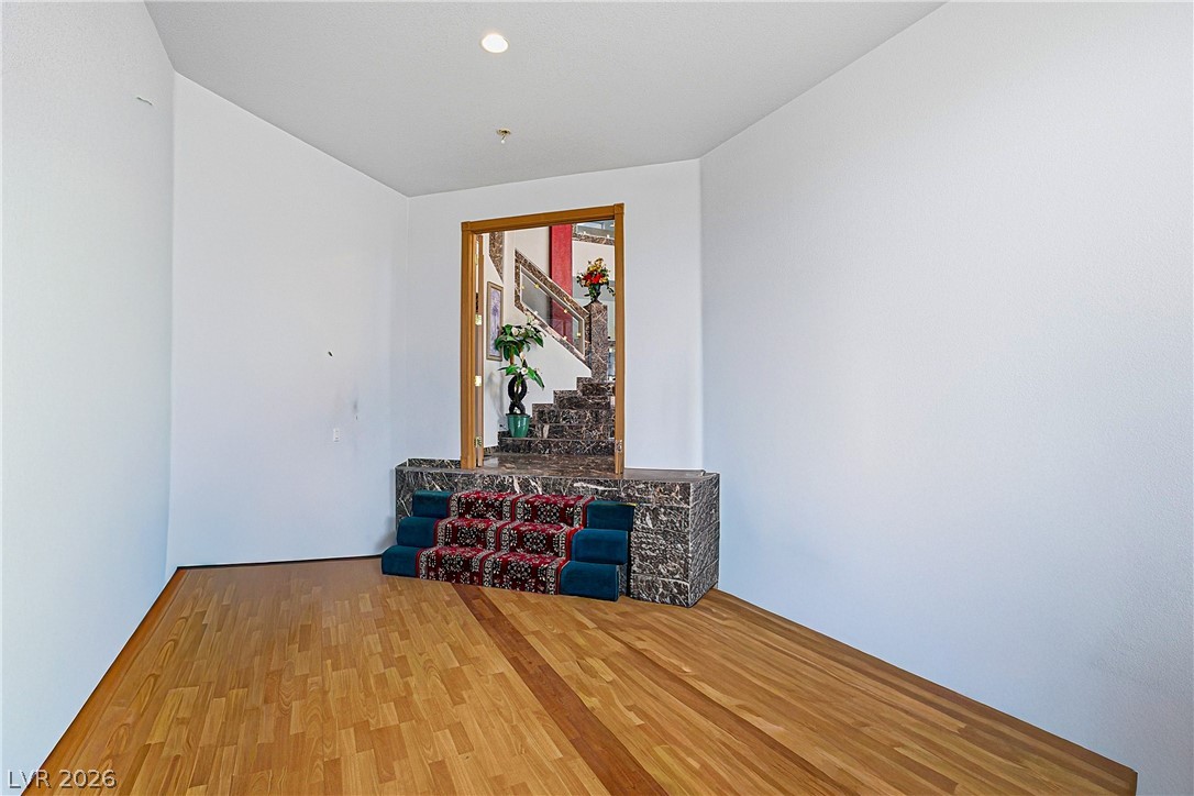 Photo 36 of 94, 3215 Cliff Sieler Court