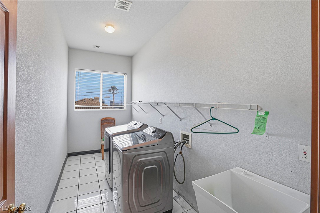 Photo 55 of 94, 3215 Cliff Sieler Court
