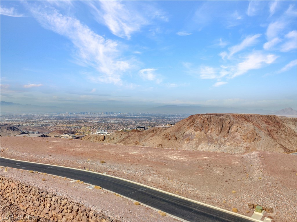 42 Cloudrock Court, Henderson 89012
