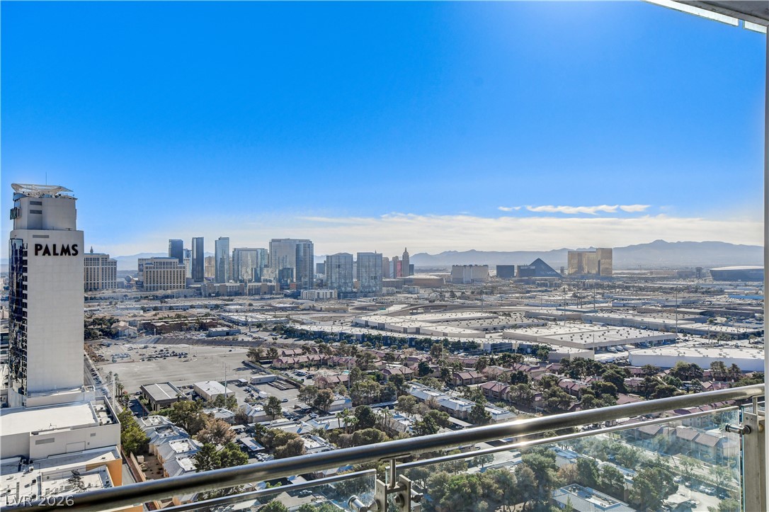 Photo 29 of 42, 4381 W Flamingo Road #2920