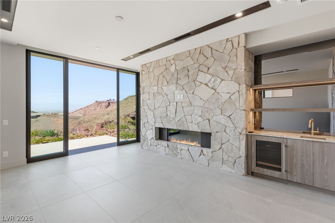 Photo 11 of 19, 6 Kaya Canyon Way #14