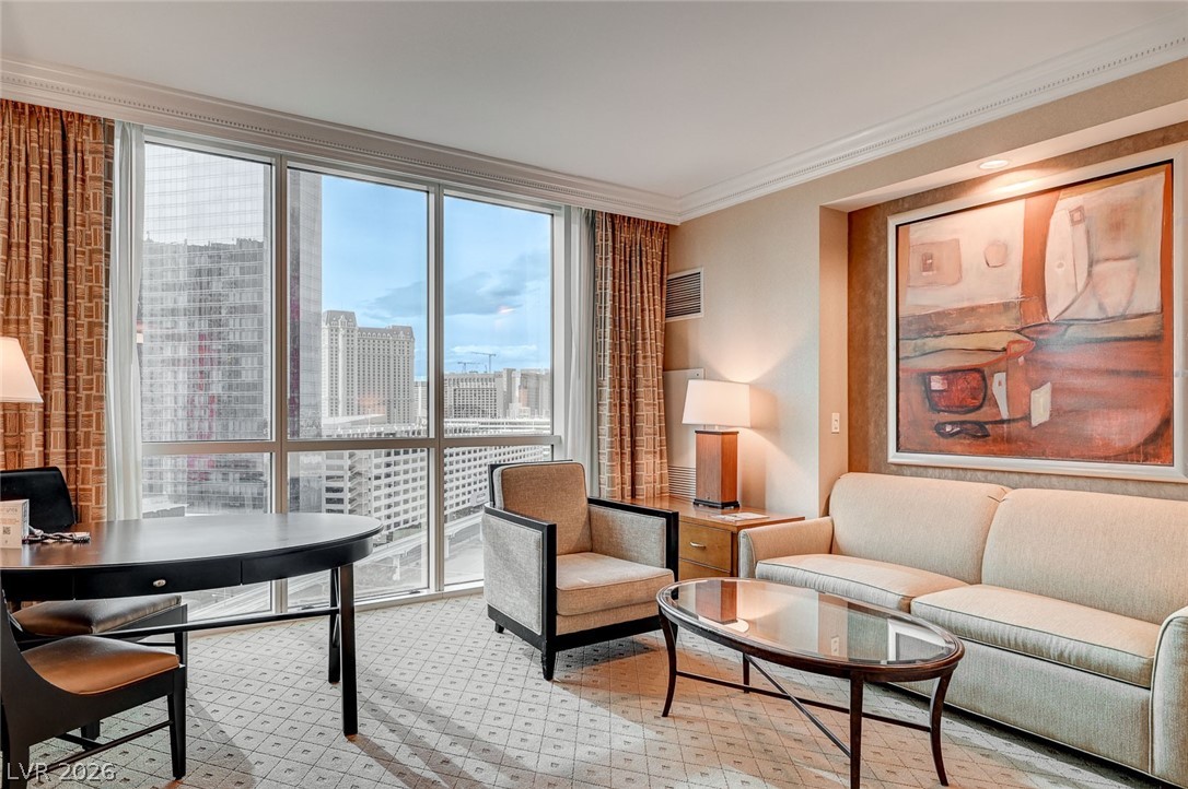 Photo 10 of 31, 125 E Harmon Avenue #1111