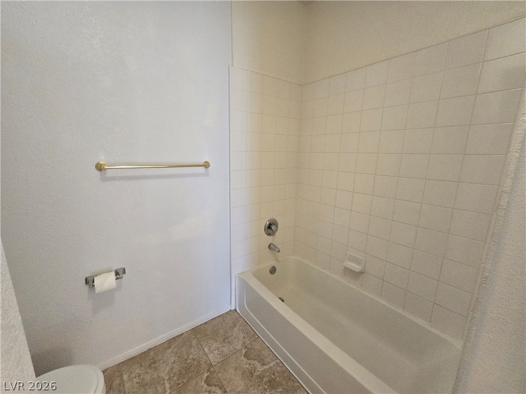 Photo 16 of 36, 3924 Quiet Pine Street #202