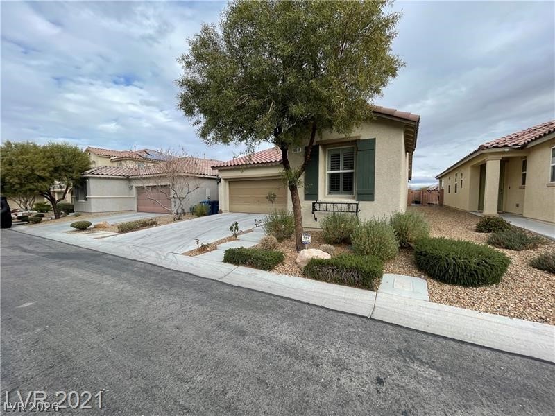 Photo 2 of 10596 Upper Laurel Street
