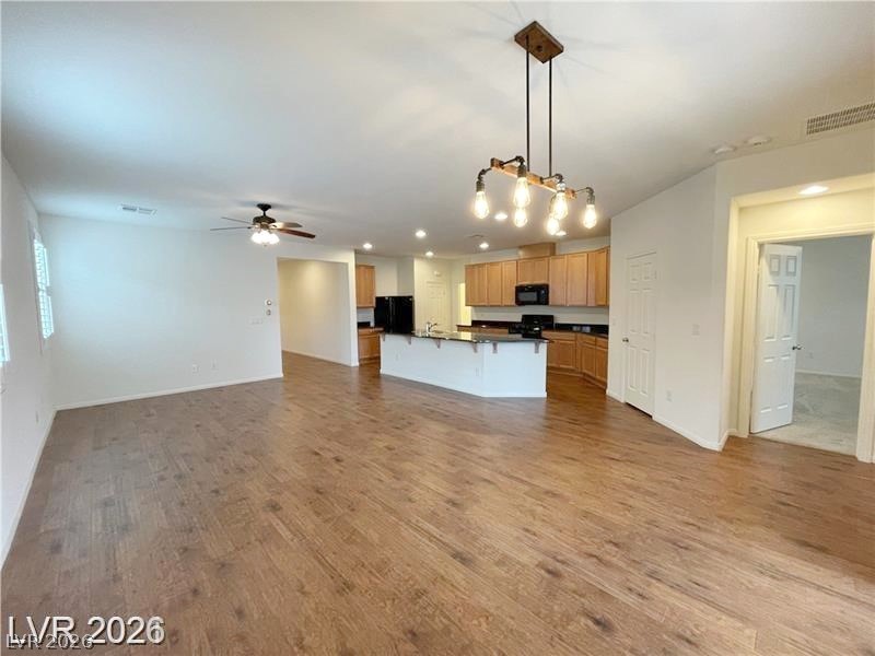 Photo 4 of 10596 Upper Laurel Street