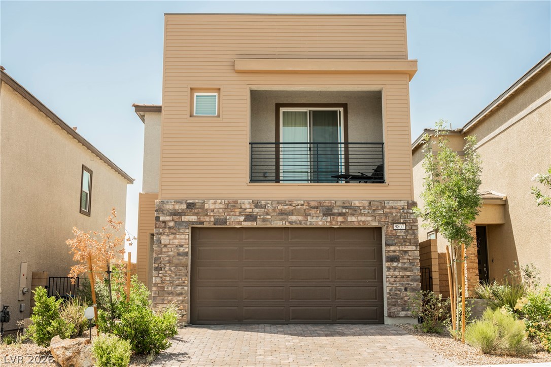Photo 2 of 9807 Mojave Mountain Street