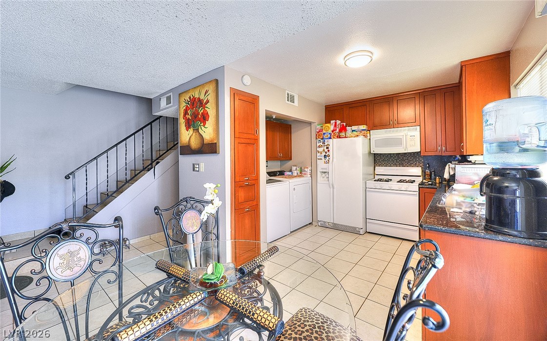 Photo 5 of 1500 Hialeah Drive #C