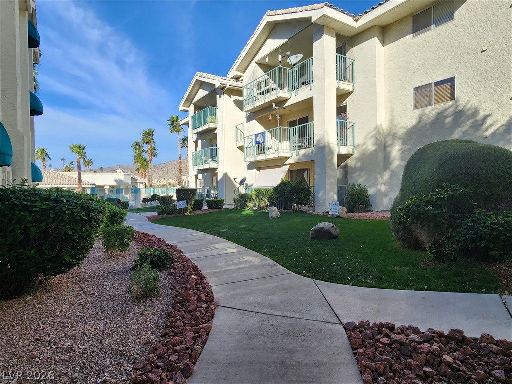 Photo 18 of 29, 3550 Bay Sands Drive #3025