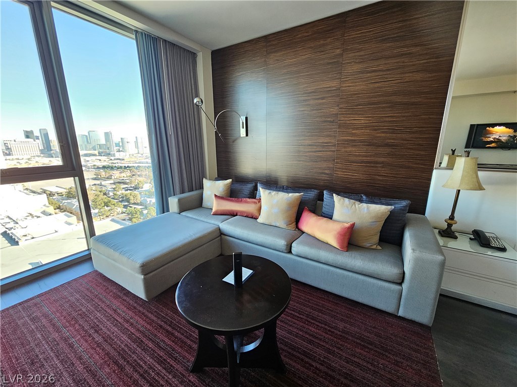 Photo 4 of 4381 W Flamingo Road #2208