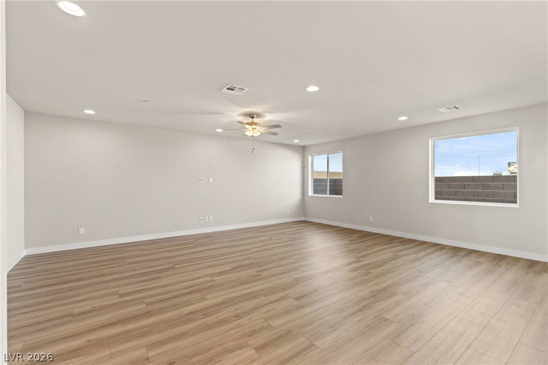 Photo 7 of 47, 8629 Ensworth Street #105