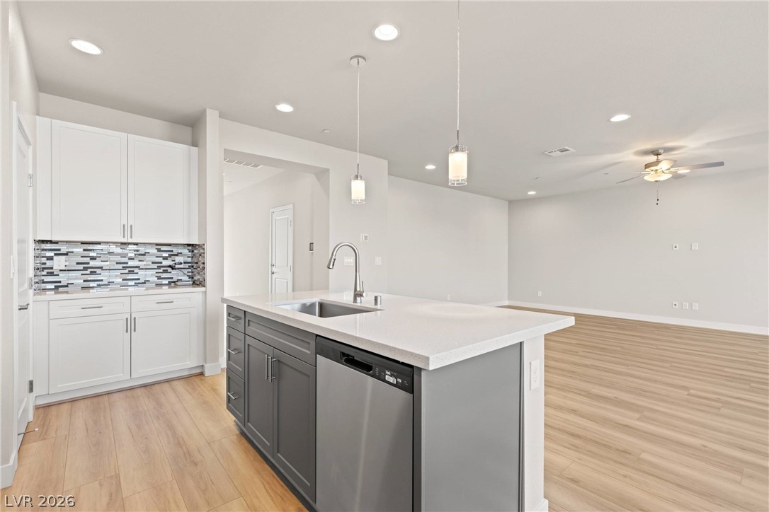 Photo 11 of 47, 8629 Ensworth Street #105