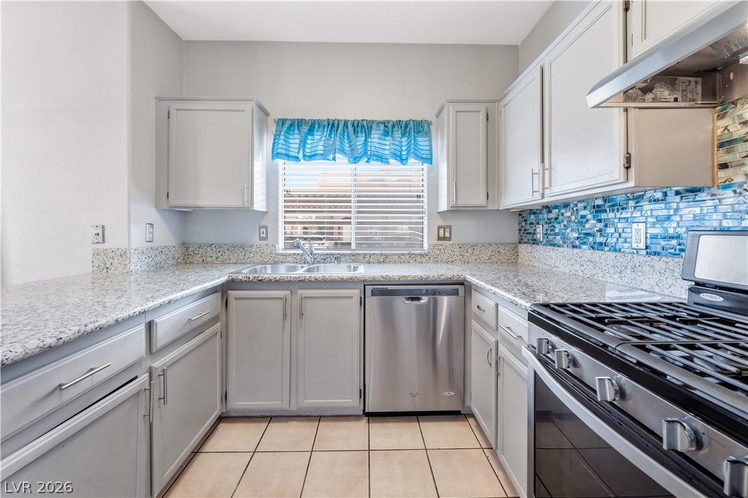 Photo 15 of 32, 10150 Cedar Key Avenue #103