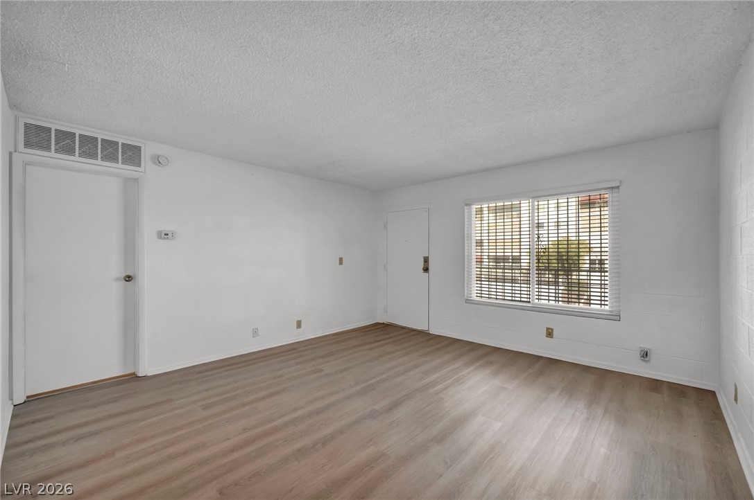 Photo 4 of 605 S Royal Crest Circle #9