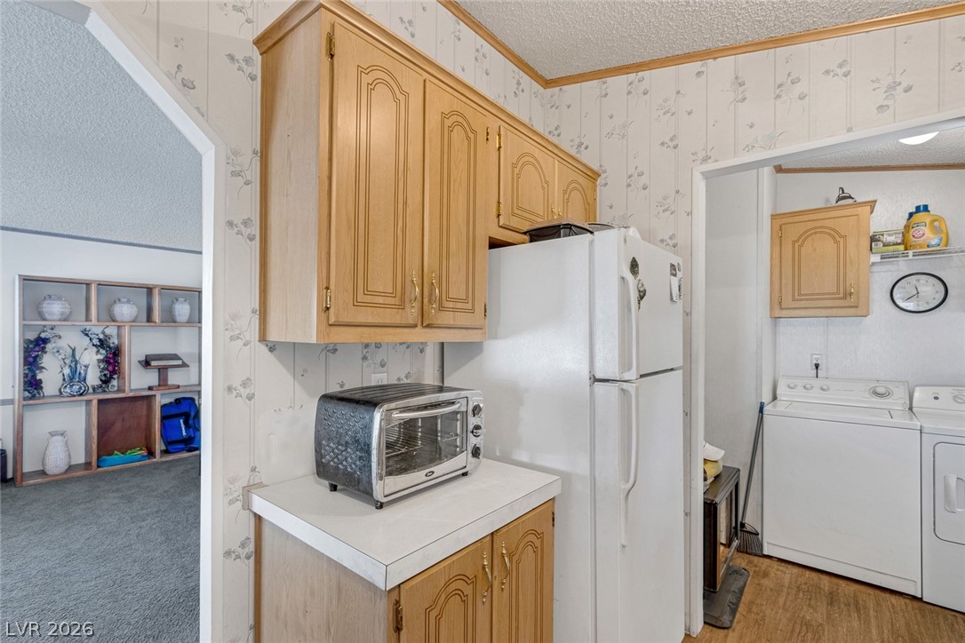 Photo 10 of 41, 5141 Royal Drive