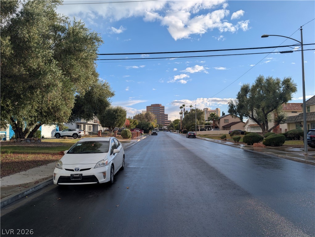 Photo 5 of 1905 Westlund Drive