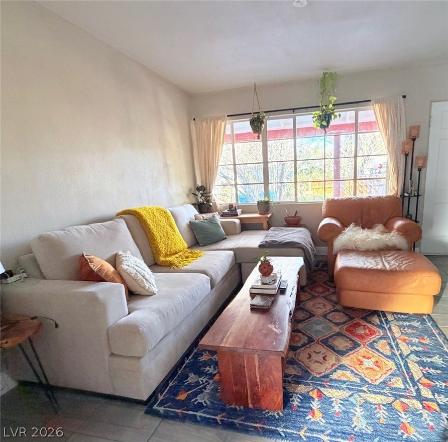 Photo 4 of 1622 Thelma Lane