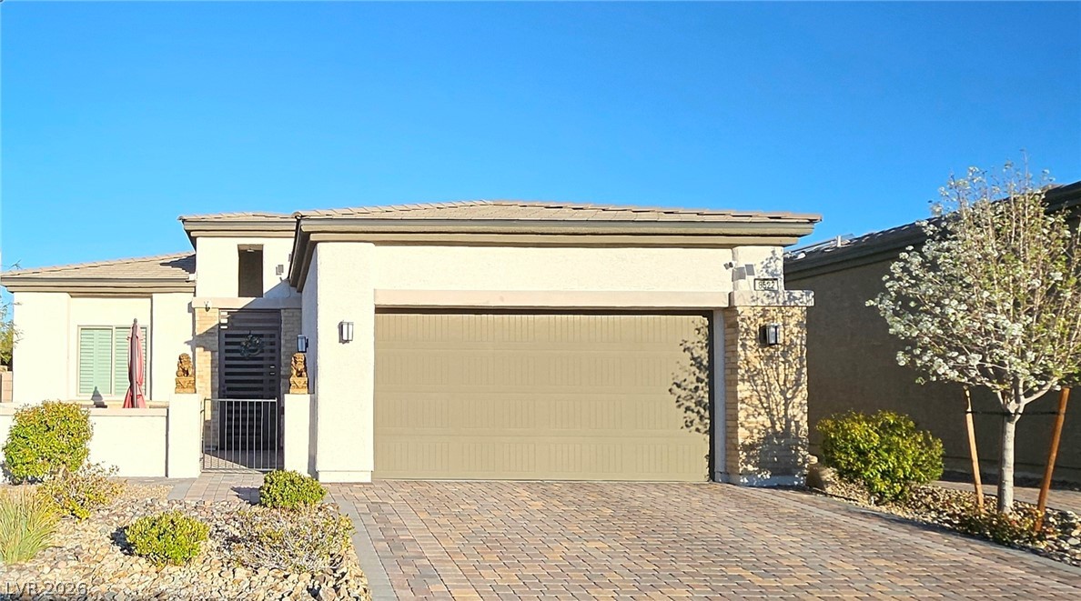 8522 Tiny Deer Street, Las Vegas