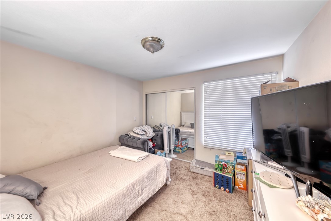 Photo 12 of 20, 4400 S Jones Boulevard #2061