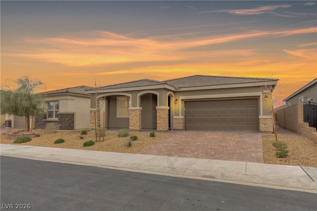 71 Gosia Grove Avenue, North Las Vegas