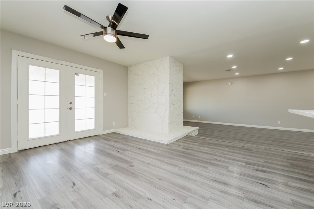 Photo 6 of 21, 4550 San Rafael Avenue