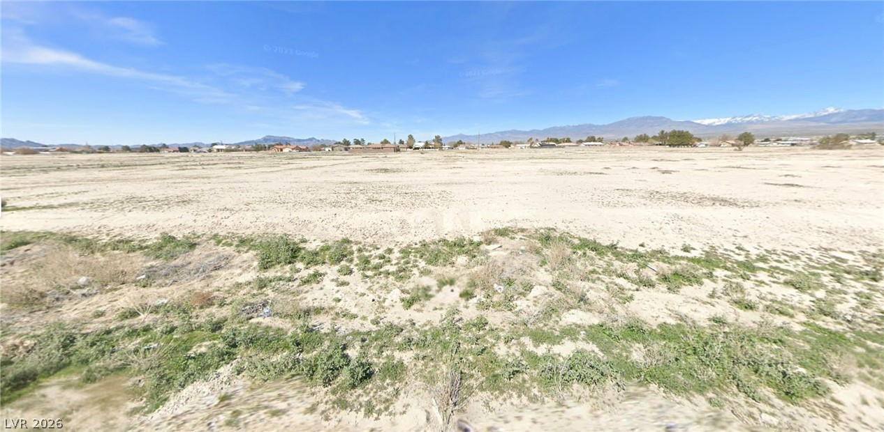 1121 E Grant Street, Pahrump