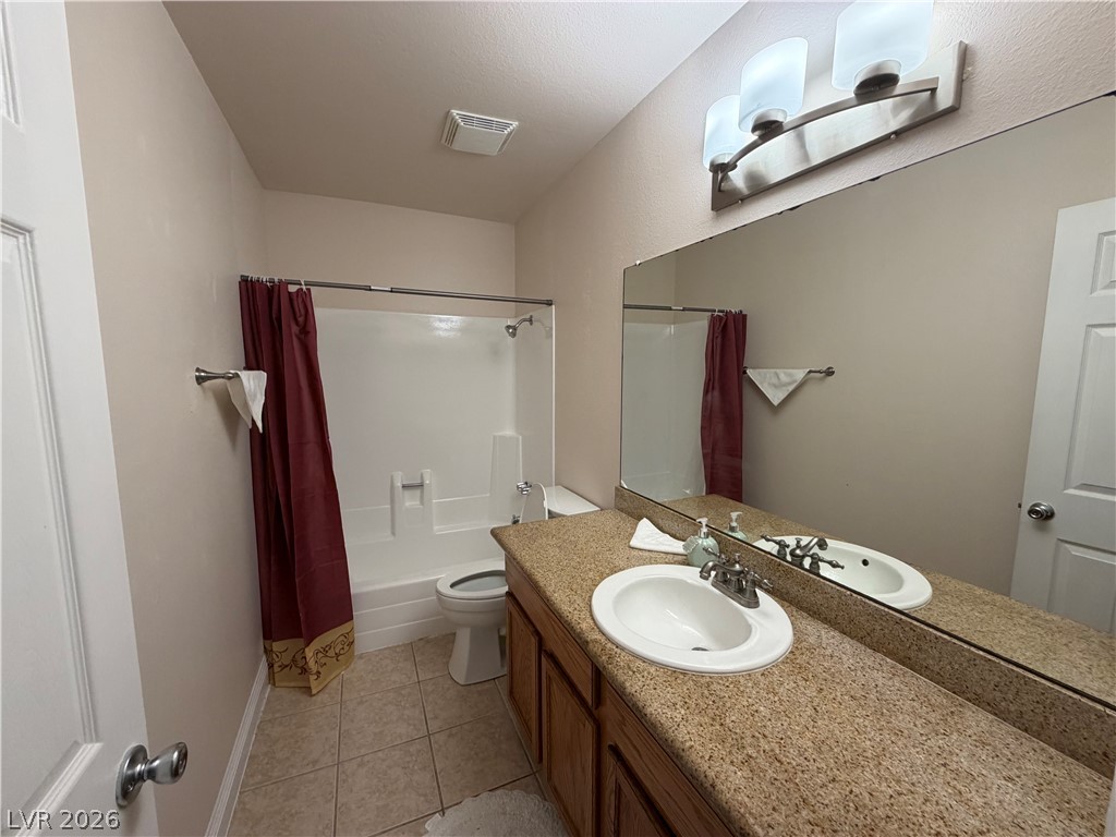 Photo 15 of 23, 1515 E Reno Avenue #201