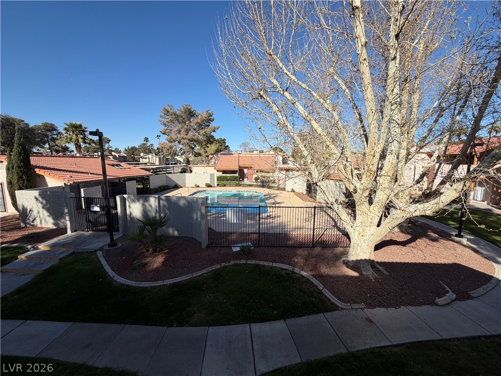 Photo 18 of 23, 1515 E Reno Avenue #201