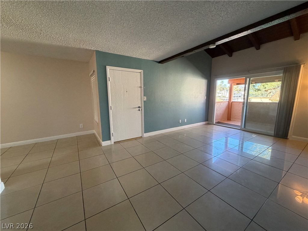 Photo 20 of 23, 1515 E Reno Avenue #201