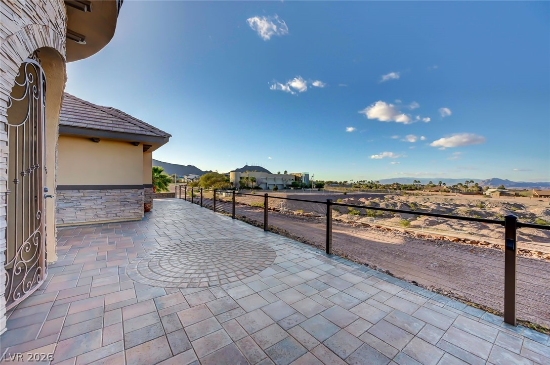 Photo 9 of 93, 1206 Peach Bluff Court