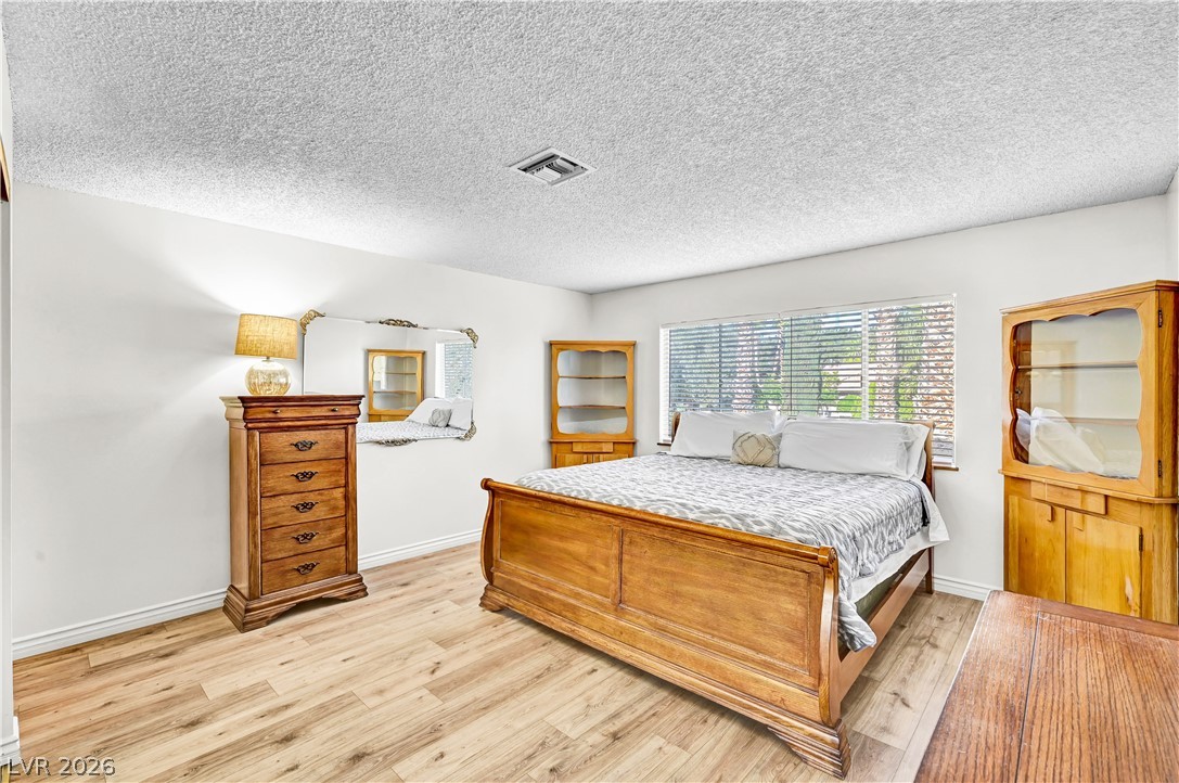Photo 38 of 47, 5881 S Sandhill Road