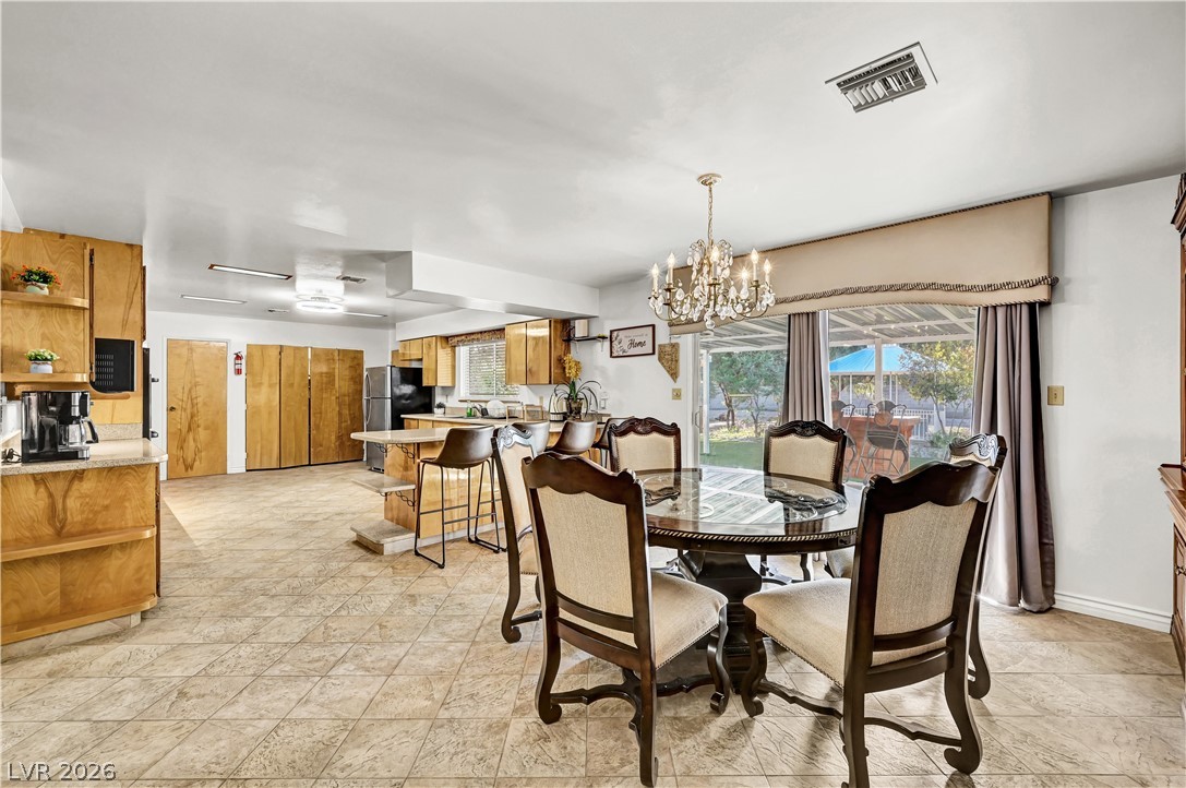 Photo 12 of 47, 5881 S Sandhill Road