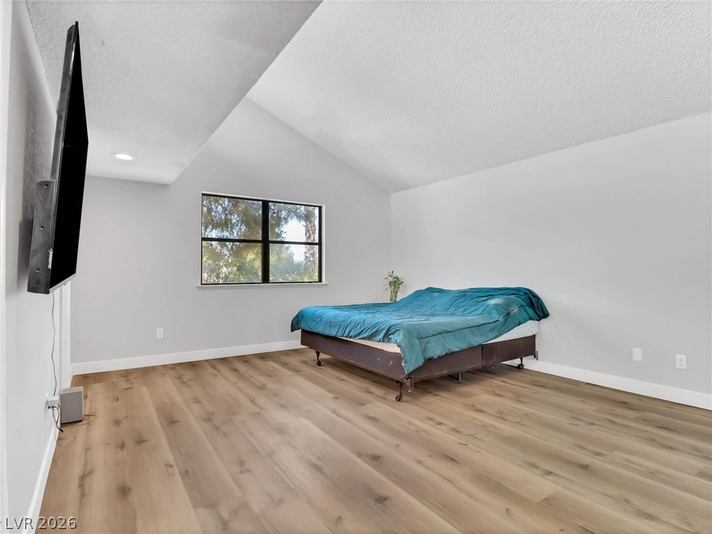 Photo 18 of 28, 3370 Milenko Drive