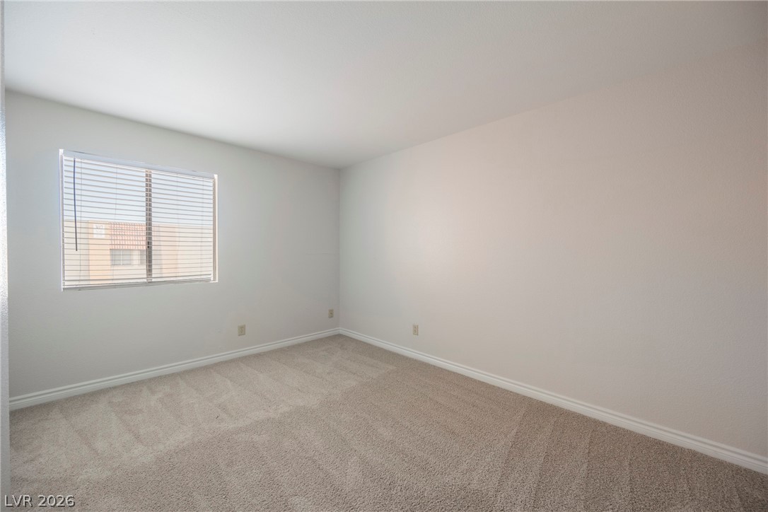 Photo 22 of 34, 4921 Indian River Drive #120
