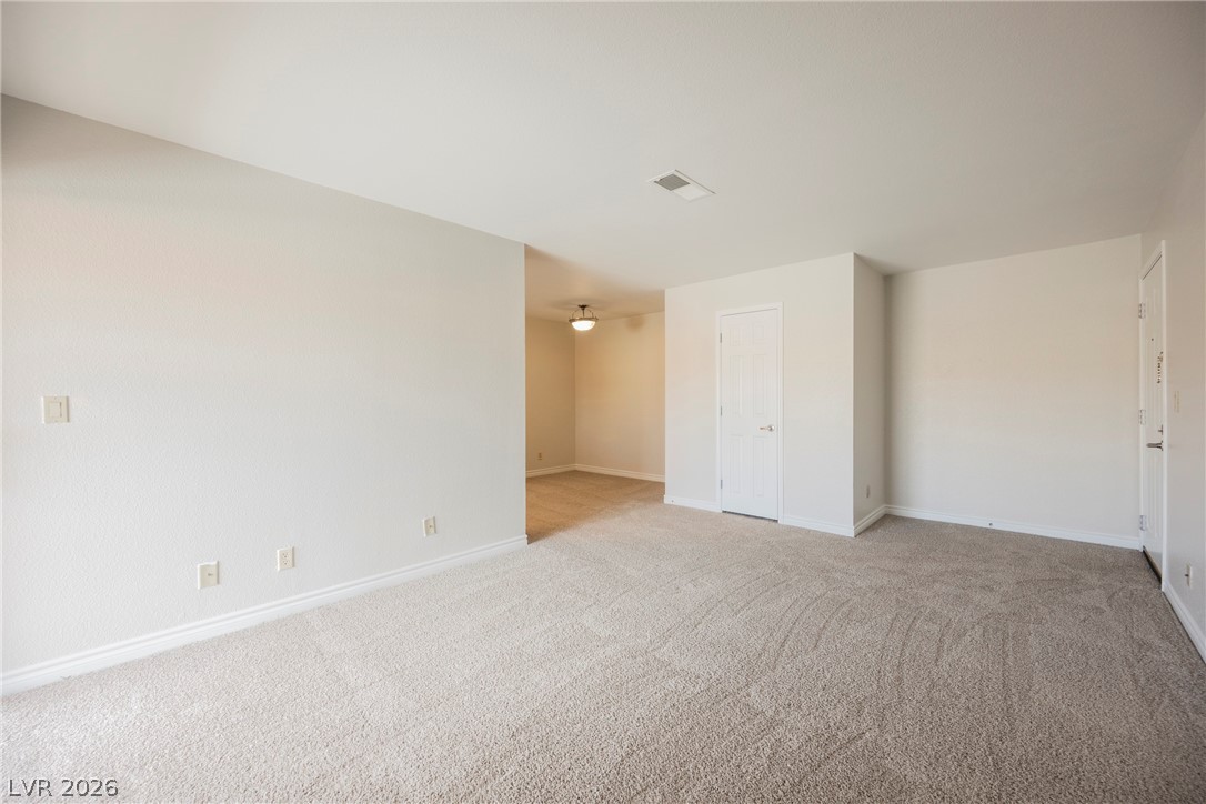 Photo 8 of 34, 4921 Indian River Drive #120