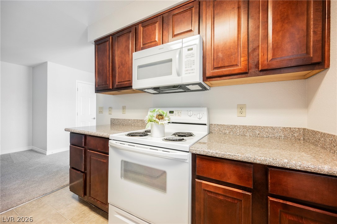 Photo 15 of 34, 4921 Indian River Drive #120