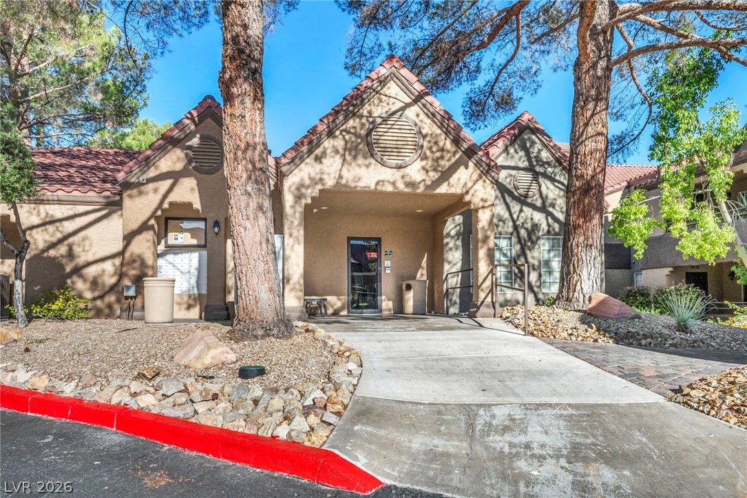 Photo 29 of 35, 2200 S Fort Apache Road #1050