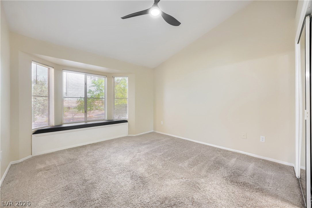 Photo 9 of 34, 2552 Highvale Drive