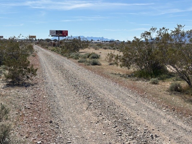 Photo 2 of 820 N Frontage Road