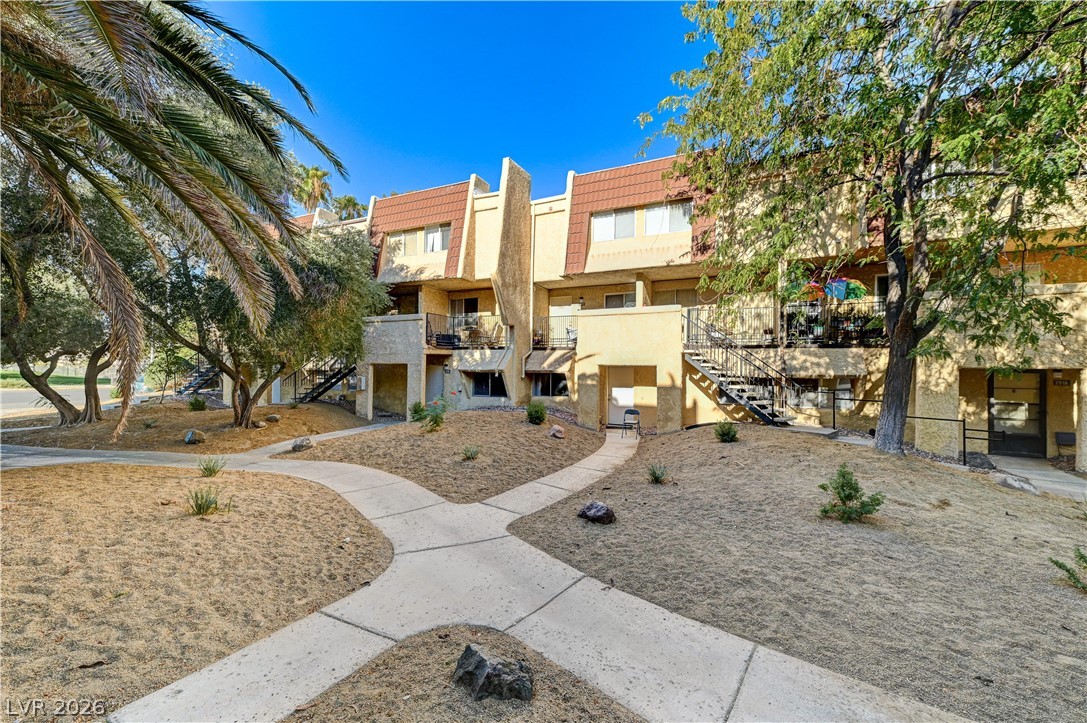 Photo 25 of 27, 1303 Darlene Way #203A
